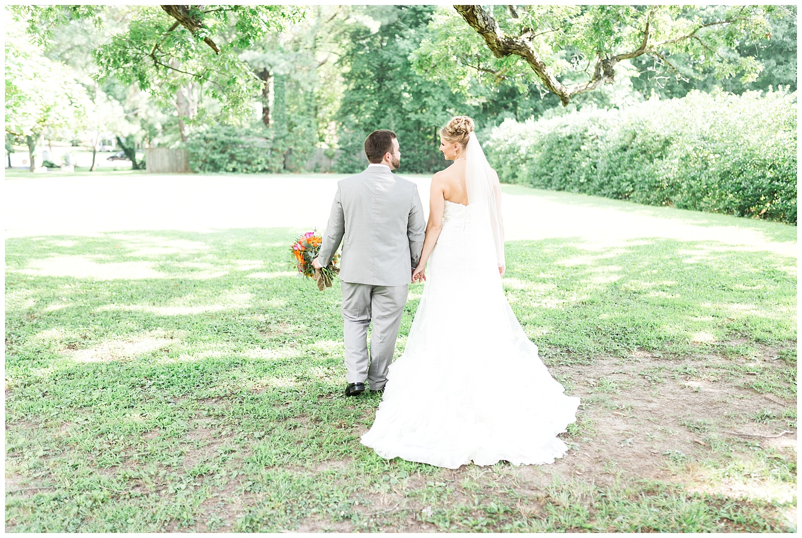 Courtney Matt A Colorful Summer Wedding  at Twin Oaks 