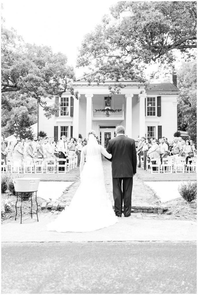 Courtney & Matt A Colorful Summer Wedding at Twin Oaks