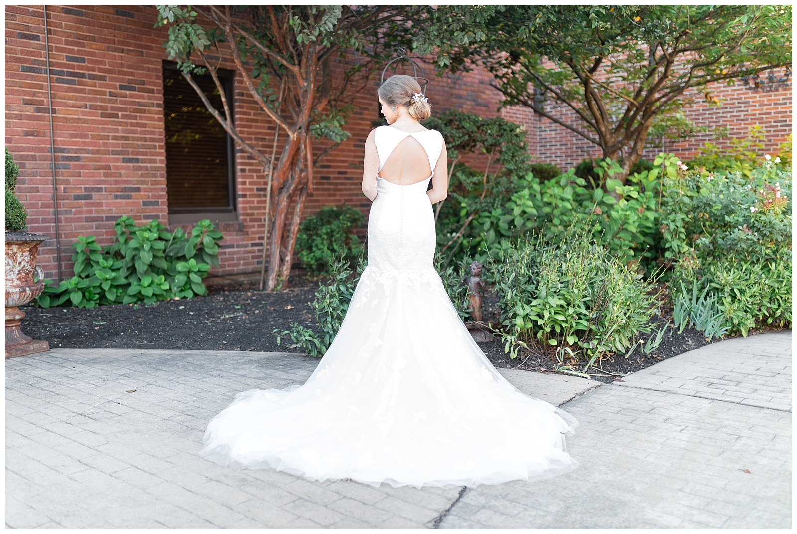 Aeneas Building Wedding